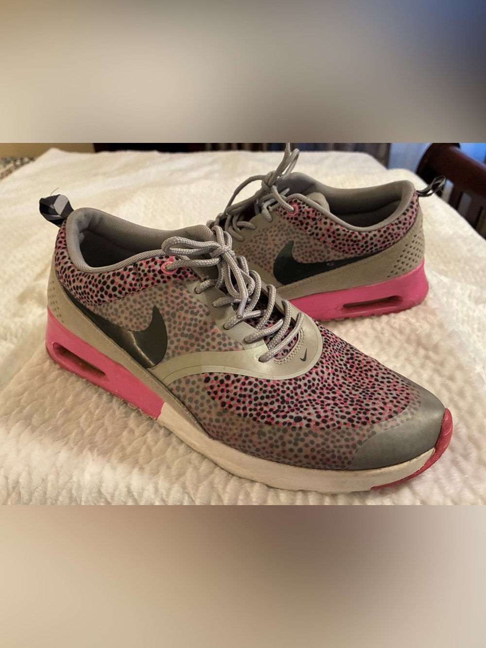 Nike Air Max Thea Print Women’s Gray Pink Athletic Sneakers Running Trainers 10